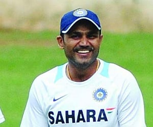 In must-win Delhi bundled out for 202