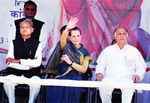 'BJP is party of poisonous people spreading rumours'
