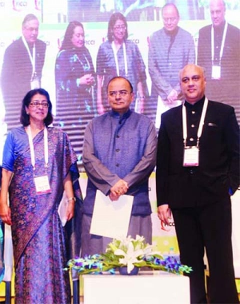 PM should never look helpless: Jaitley
