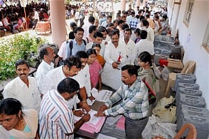 Brisk polling in Karnataka, 60 percent turnout till 5 p.m.