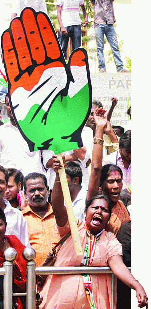Hand rises in South