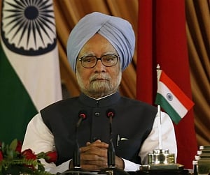 India committed to taking 'hard' decisions on economy: PM