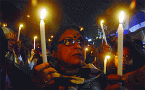 Govt in dock as Bengal under NCW glare