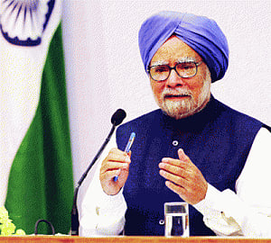 PM uses farewell speech to gun for Modi