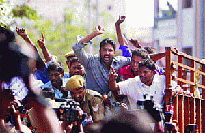 Stalemate continues in Andhra legislature over Telangana Bill