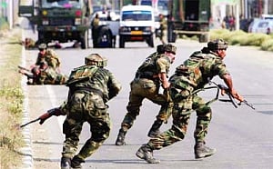 PM fudged facts on J&K