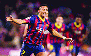 Sanchez's hat-trick in Barca's win