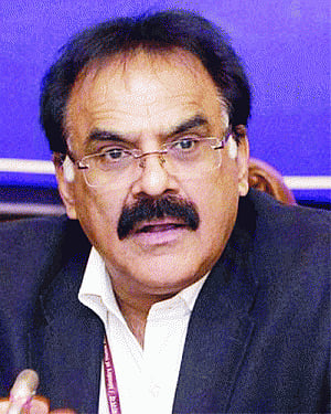 ...curbs on gold imports to stay, at least till March