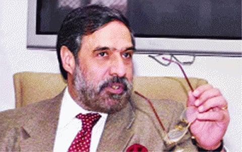 Sharma flays AAP move nixing multi-brand retail FDI in Delhi