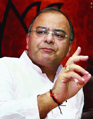 Country presented with gimmickry, road to anarchy: Jaitley on AAP