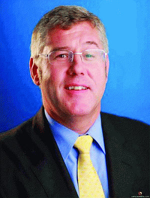 Tata Motors MD Karl Slym dies after falling from hotel