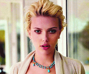 Scarlett parts ways from Oxfam