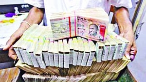 Govt gets Rs 40,164 cr worth bids for spectrum auction