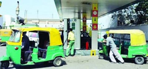 CNG down by Rs 15/kg, PNG Rs 5