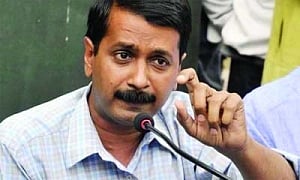 Up to you to play in Cong hands or okay lokpal Bill: CM to l-G