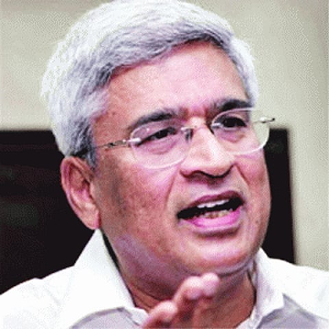 Karat, Buddhadeb bat for non-BJP, non-Cong Govt