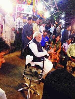 NaMo raps Cong in chai pe charcha