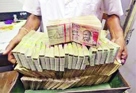 Govt to infuse Rs 11,200 cr in PSU banks in 2014-15