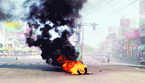 13 Seemandhra dists see strike, AP Govt employees call it off