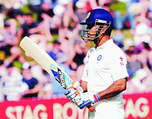 Dhoni harps on positive but has nothing to show