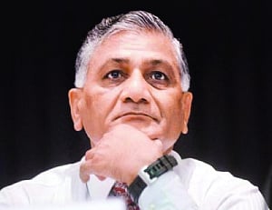 Former Army Chief issues legal notice against Home Minister