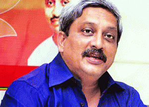 Decisive, not dictator, says Parrikar on NaMo