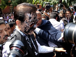 Subrata Roy to sleep on the floor at Tihar, eat jail food