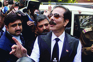 Sahara chief to stay in jail till repayment plan submitted
