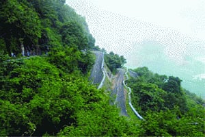 Crisis deepens for Kerala Govt over Western Ghats report