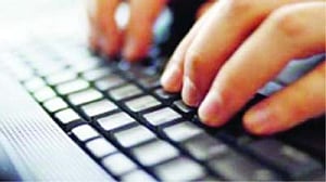Tweeter lands in Saudi jail for 10 yrs
