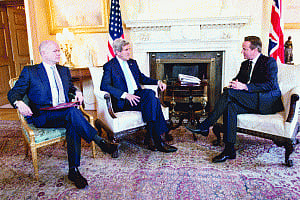 US warns Russia of 'series of steps' over Crimea vote