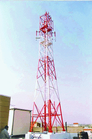 Ensure flawless mobile network during polls: EC