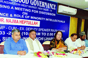 Modi talks about development, Cong riots, says Heptulla