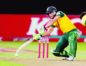 Proteas fret over injuries to Faf, Steyn