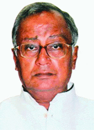 Capture booths, ex-Union Minister tells TMC workers