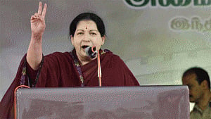 Rangasamy govt pulling development backwards: Jaya