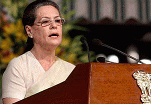 Sonia attacks BJP for