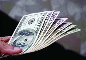 FII inflows in stocks hit Rs 80K cr in FY 14; pullout from debt
