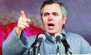 Omar, Azad sweat it out to cut BJP's growing impact
