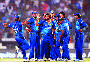 Rain cheats Windies, rewards lanka