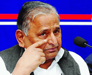 Mulayam goes into damage-control mode