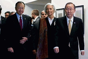 G20 reiterates commitment to lift and rebalance global demand