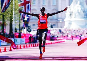 Kipsang wins his 2nd london Marathon