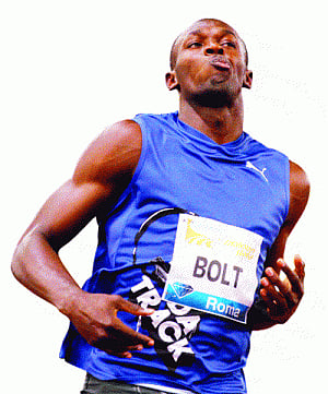 Bolt plans to smash his world records