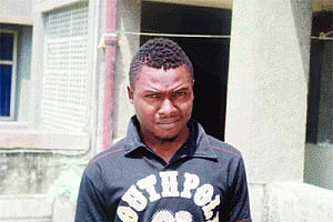 Nigerian arrested for smuggling drugs