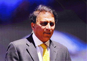 Gavaskar appeals to play hard and fair
