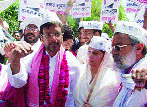 Jaaved Jaaferi not afraid of big names