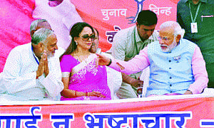 Hema shining against 'non-performer' Jayant in Mathura