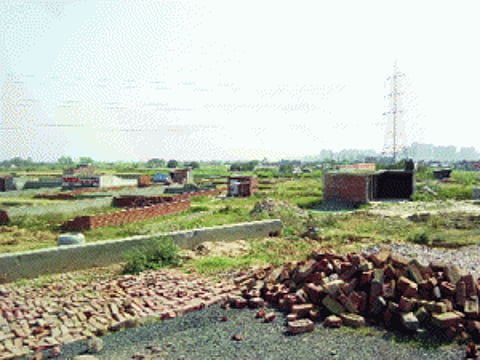 Noida's land mafia grabs 30% vacant land