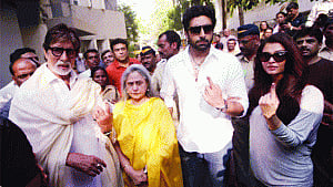 Maharashtra lukewarm, many in B-town skip it